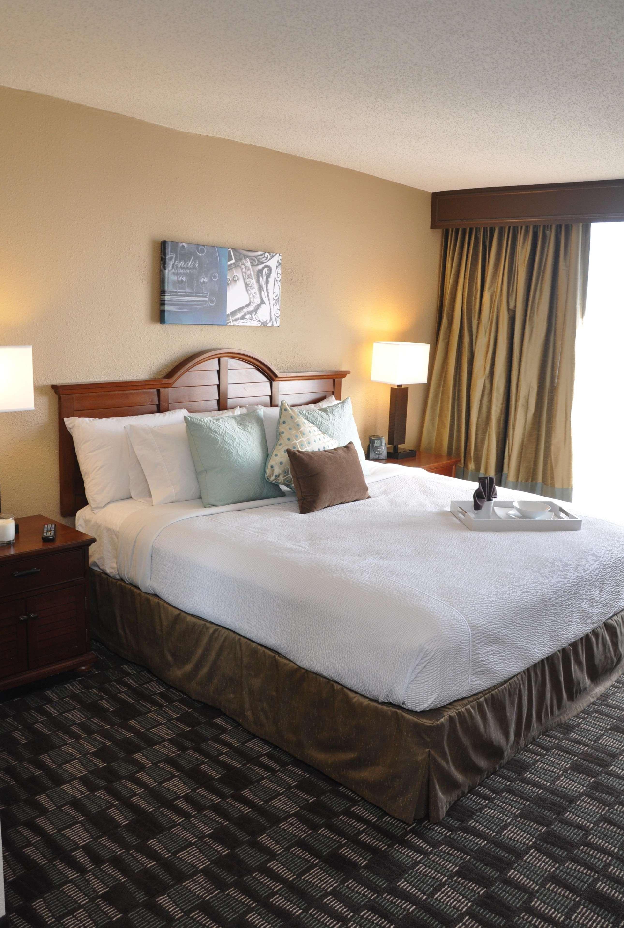 Embassy Suites By Hilton Nashville Airport Ngoại thất bức ảnh