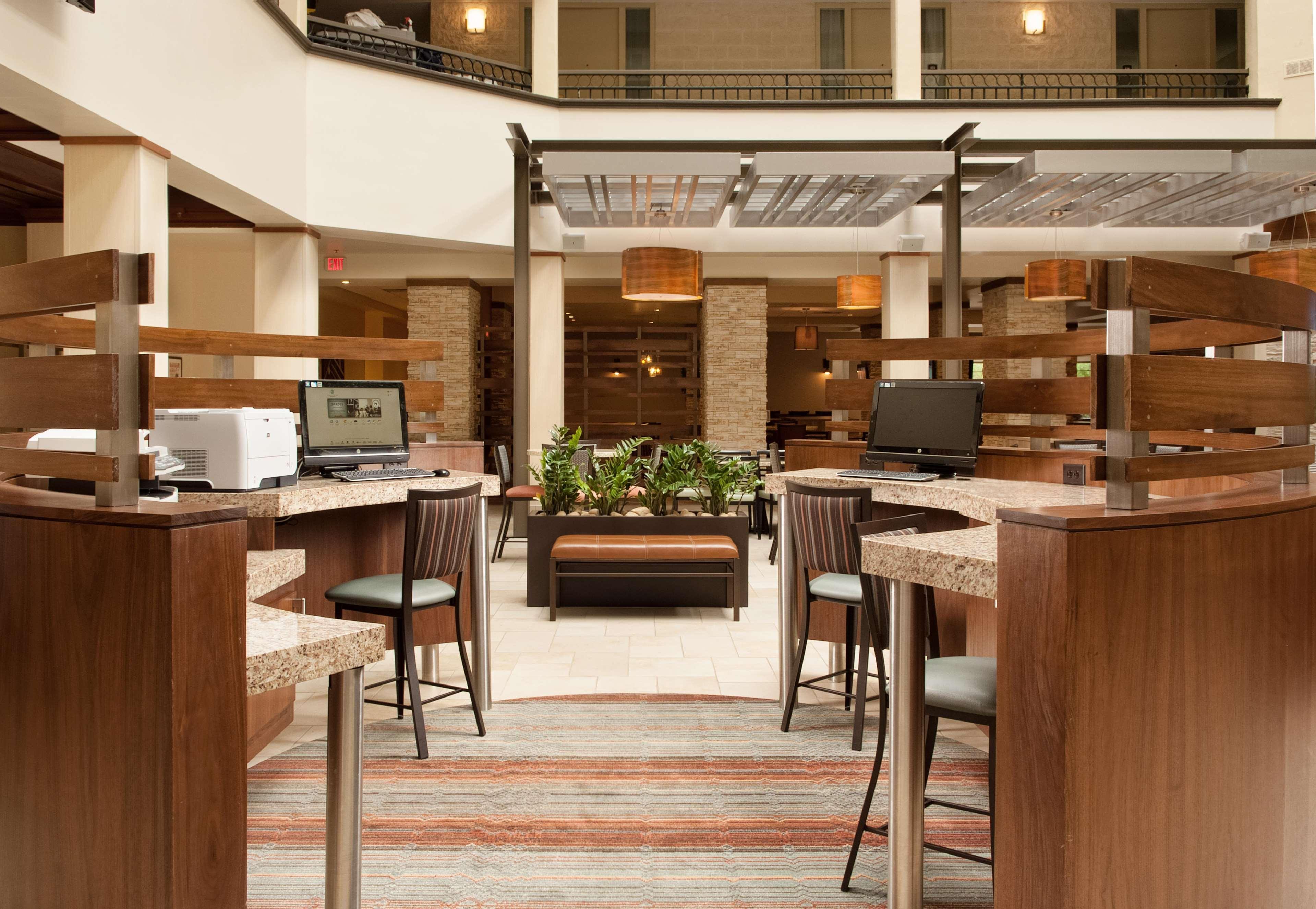 Embassy Suites By Hilton Nashville Airport Ngoại thất bức ảnh