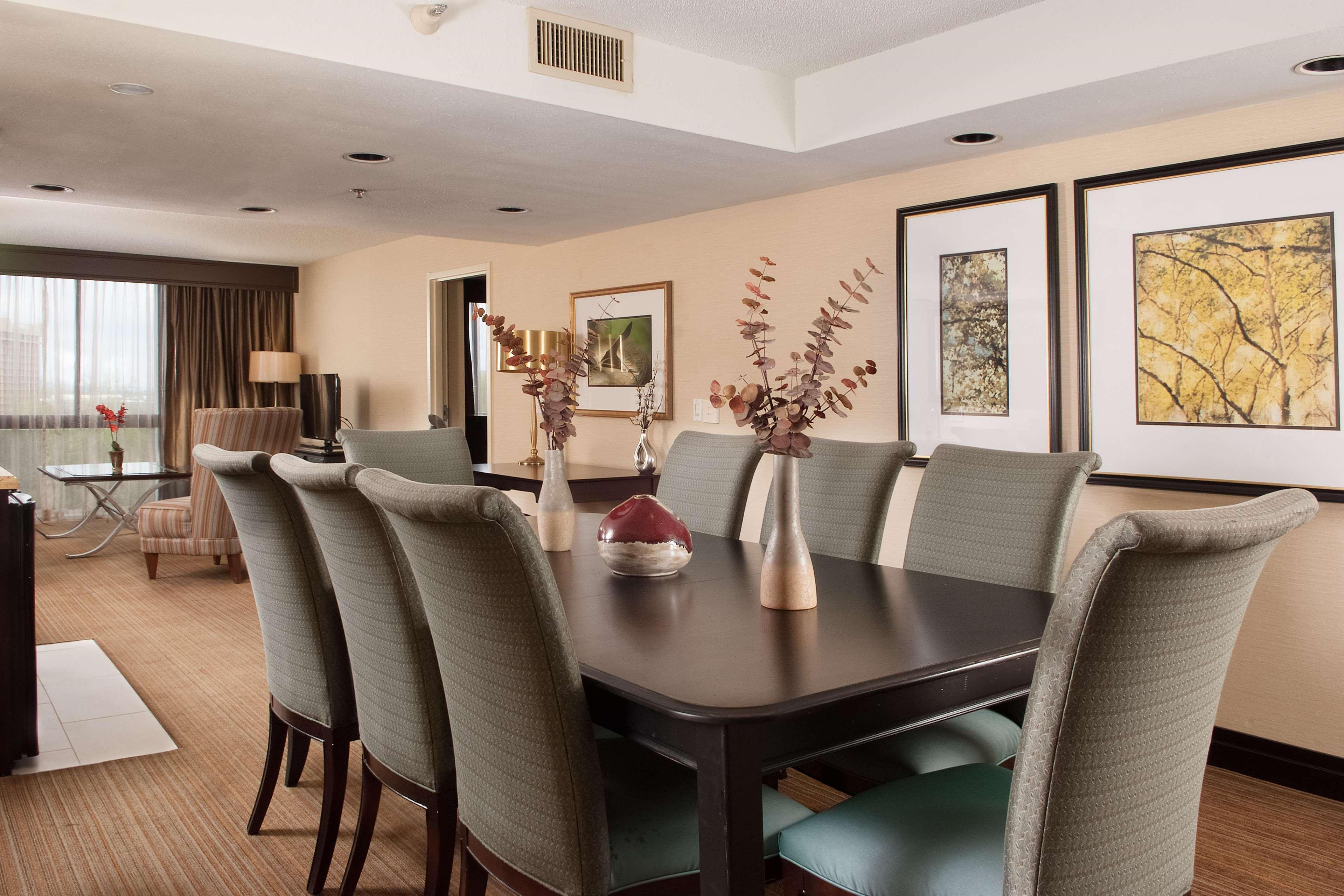 Embassy Suites By Hilton Nashville Airport Ngoại thất bức ảnh