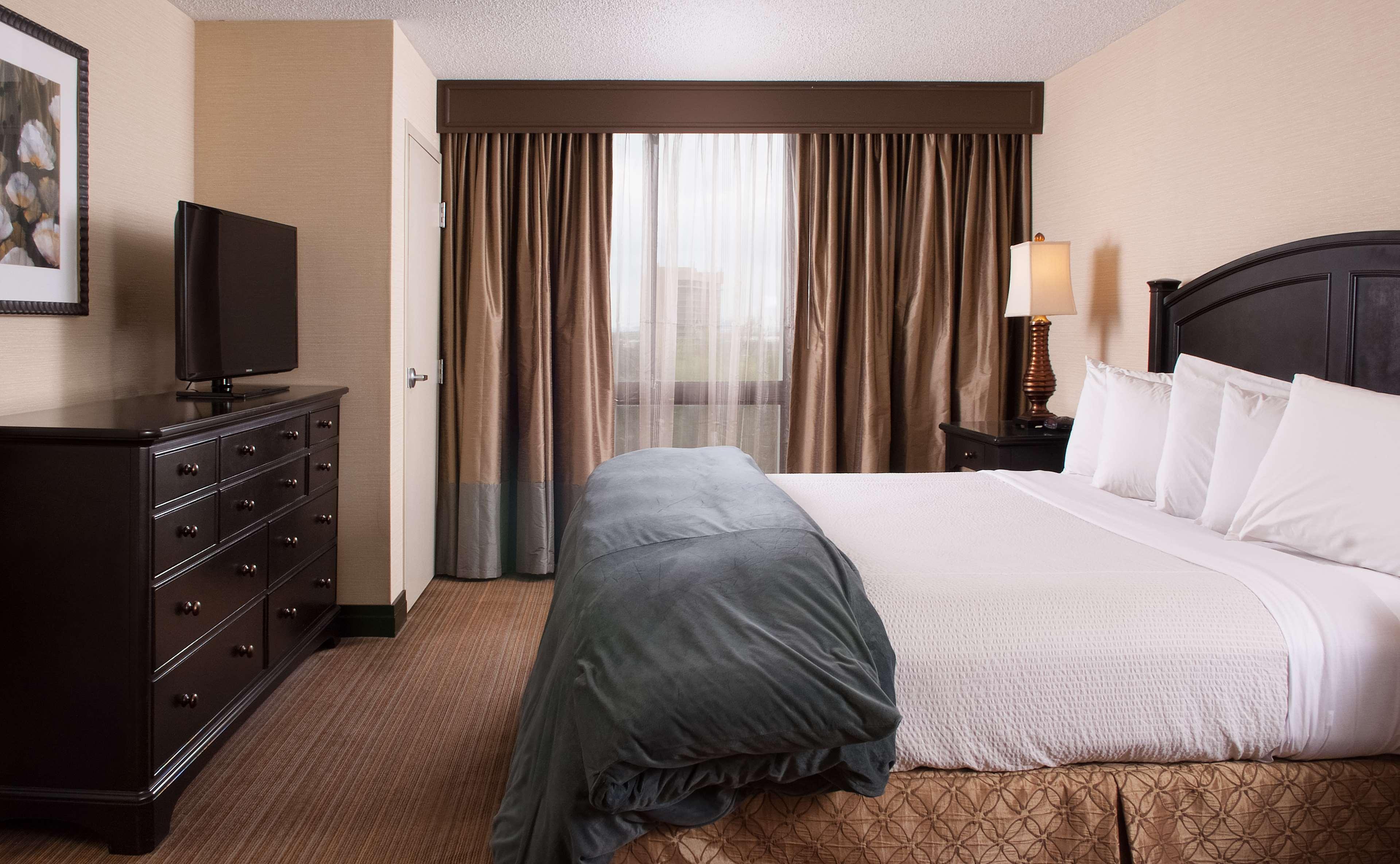 Embassy Suites By Hilton Nashville Airport Ngoại thất bức ảnh
