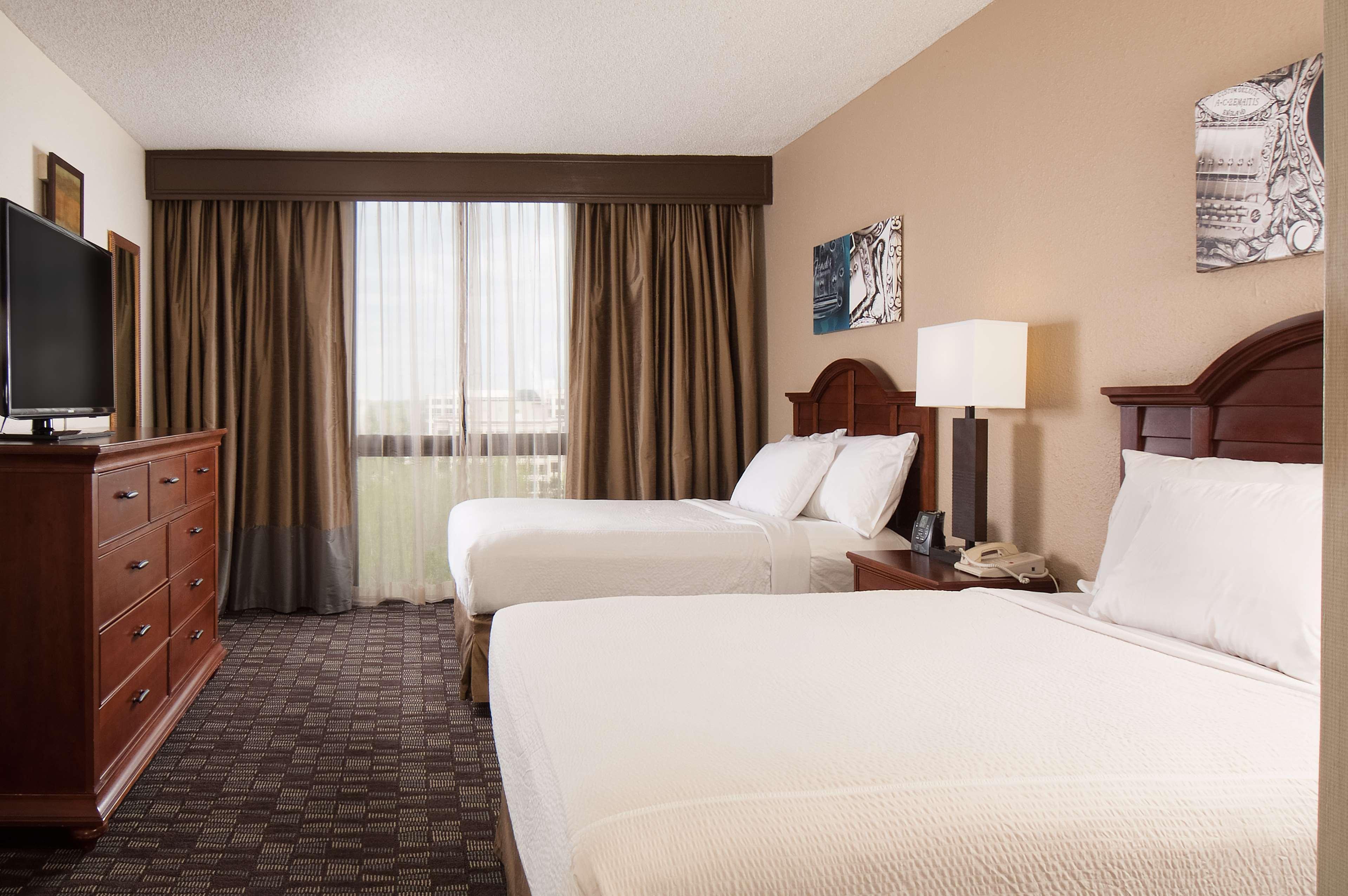 Embassy Suites By Hilton Nashville Airport Ngoại thất bức ảnh
