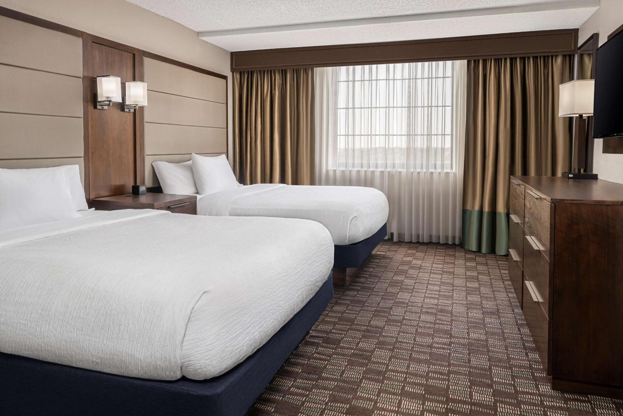 Embassy Suites By Hilton Nashville Airport Ngoại thất bức ảnh