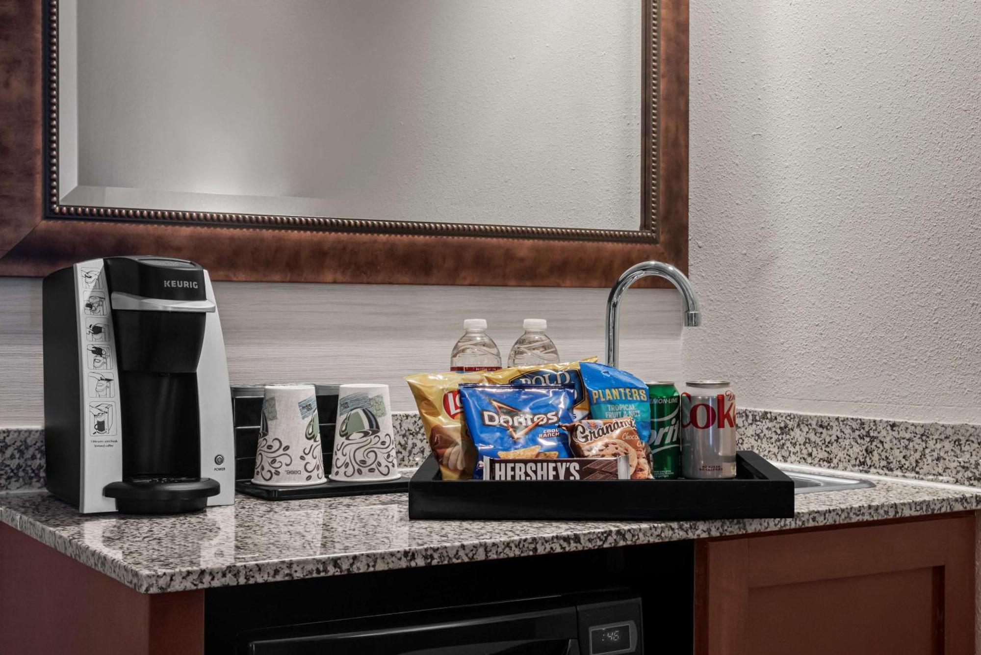 Embassy Suites By Hilton Nashville Airport Ngoại thất bức ảnh
