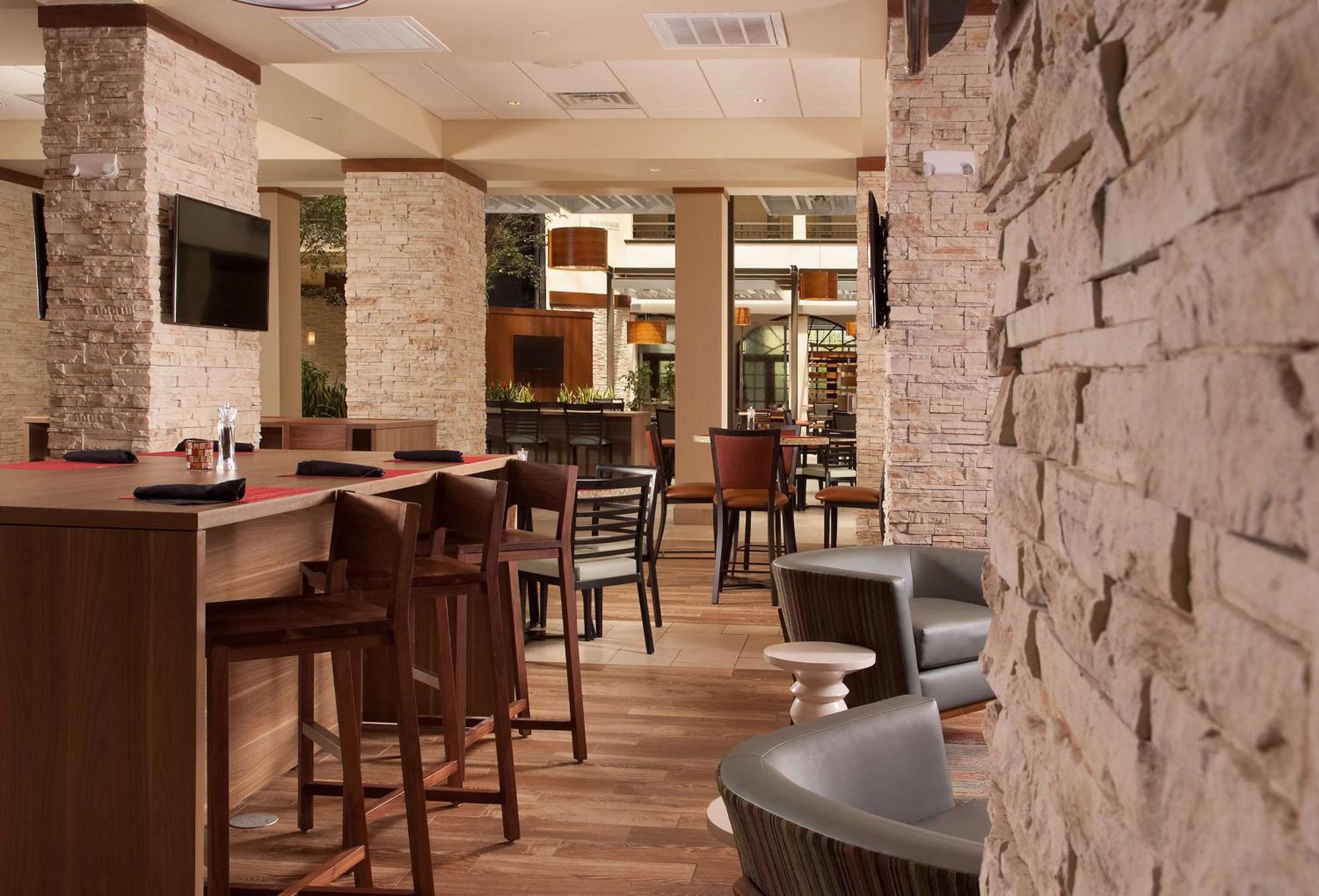 Embassy Suites By Hilton Nashville Airport Ngoại thất bức ảnh