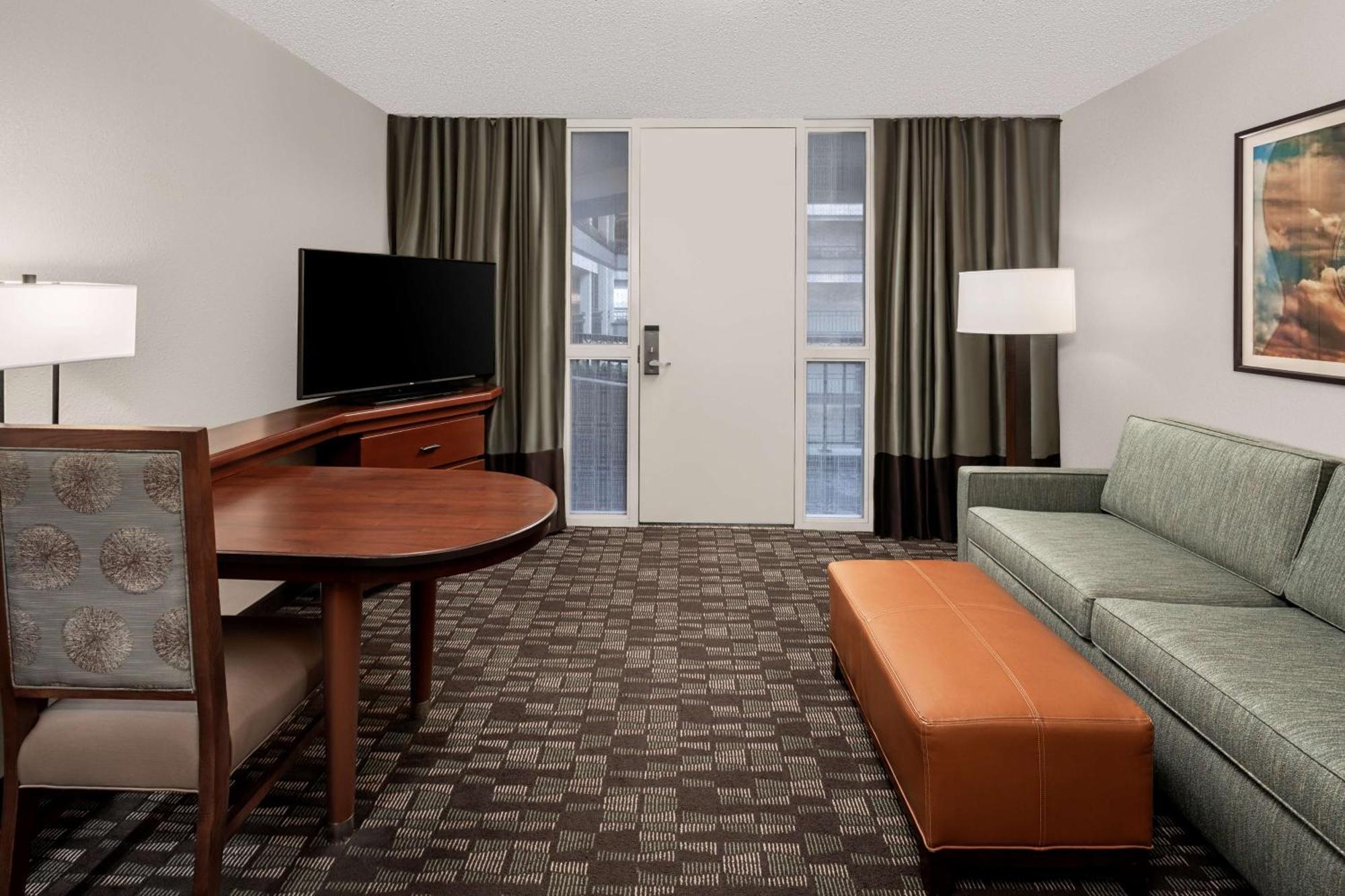 Embassy Suites By Hilton Nashville Airport Ngoại thất bức ảnh